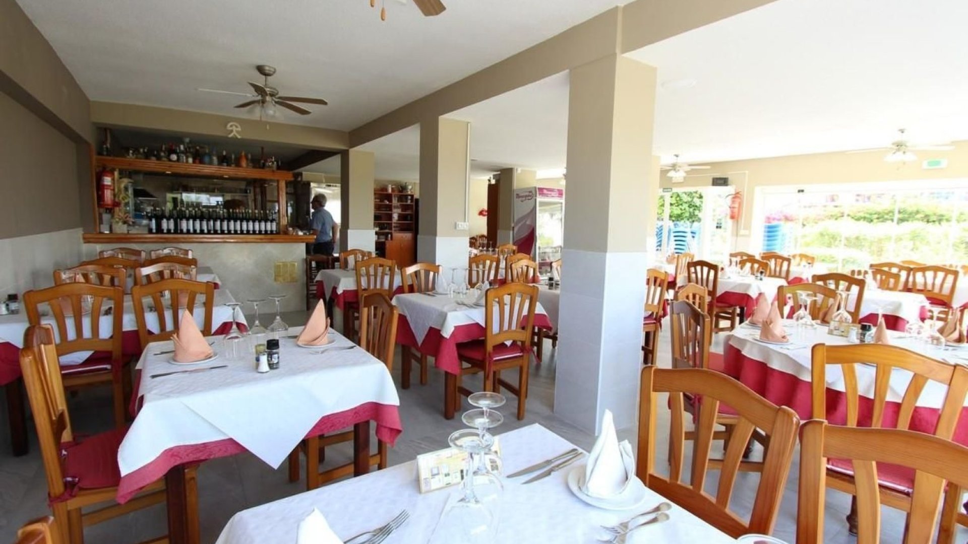 Revente - Commercial -
Calpe - Playa De Arenal