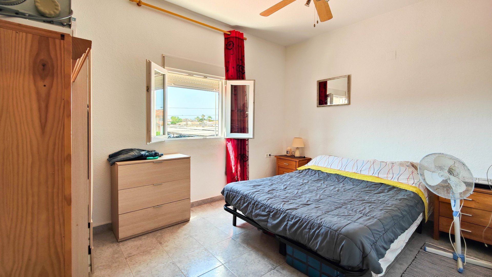 Revente - Commercial -
Torrevieja - La Siesta