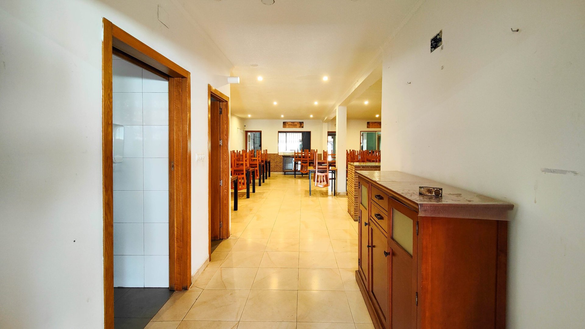 Revente - Commercial -
Torrevieja - San Luis