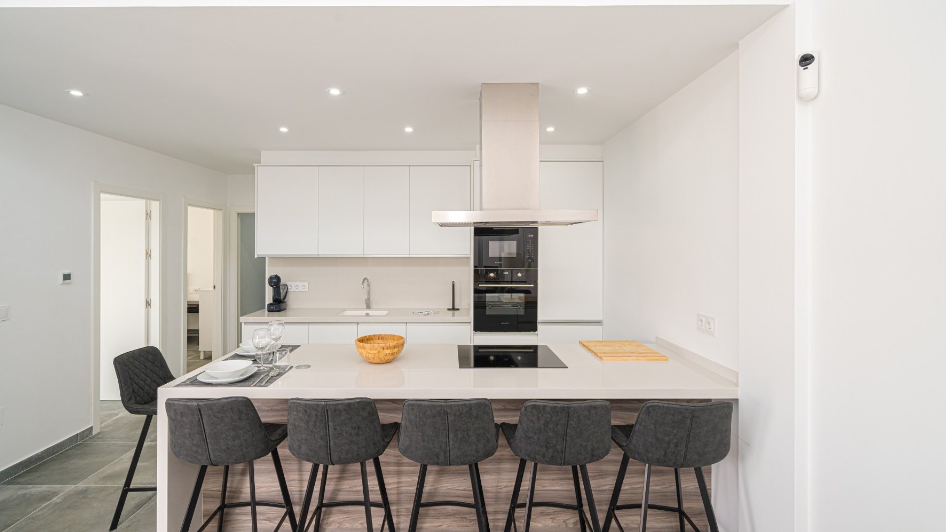 Revente - House - Semi-Detached House -
Daya Nueva