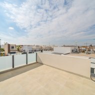 Revente - House - Semi-Detached House -
Daya Nueva