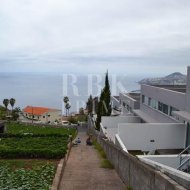 Revente - Land -
Madeira