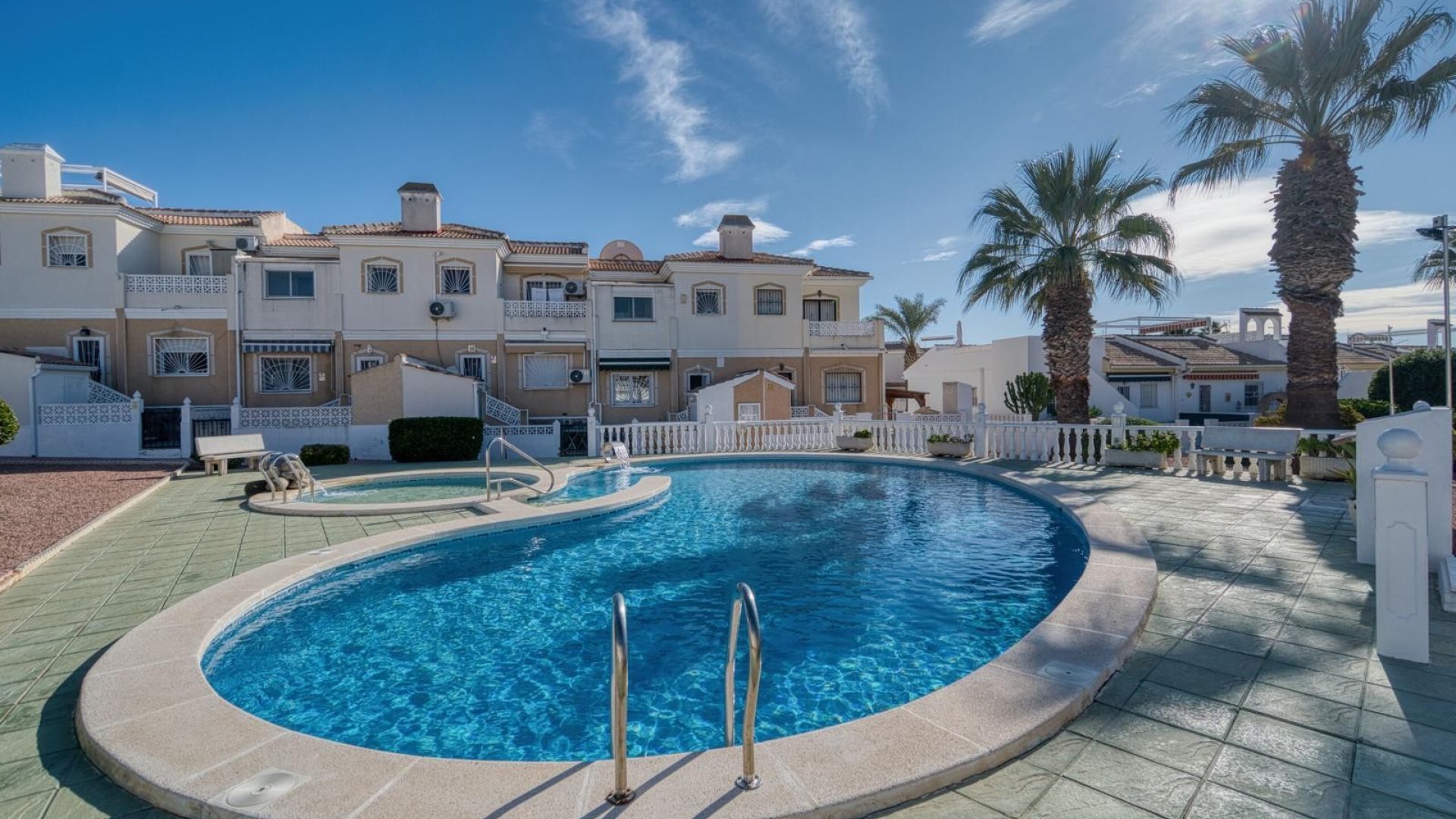 Revente - Maison de ville -
Benijofar - Monte Azul