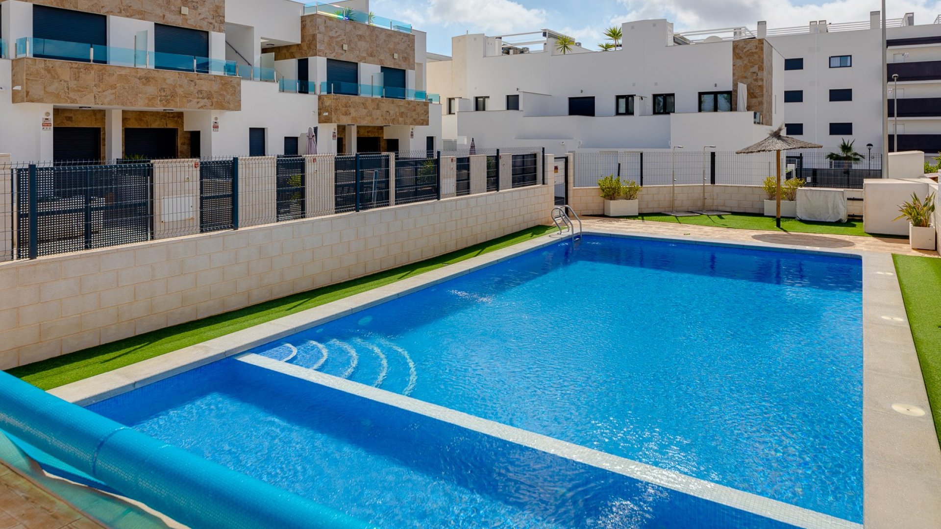 Revente - Maison de ville -
Orihuela Costa - Las Filipinas