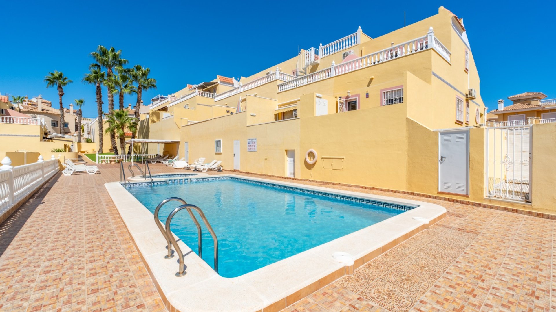 Revente - Maison de ville -
Orihuela Costa - Las Filipinas