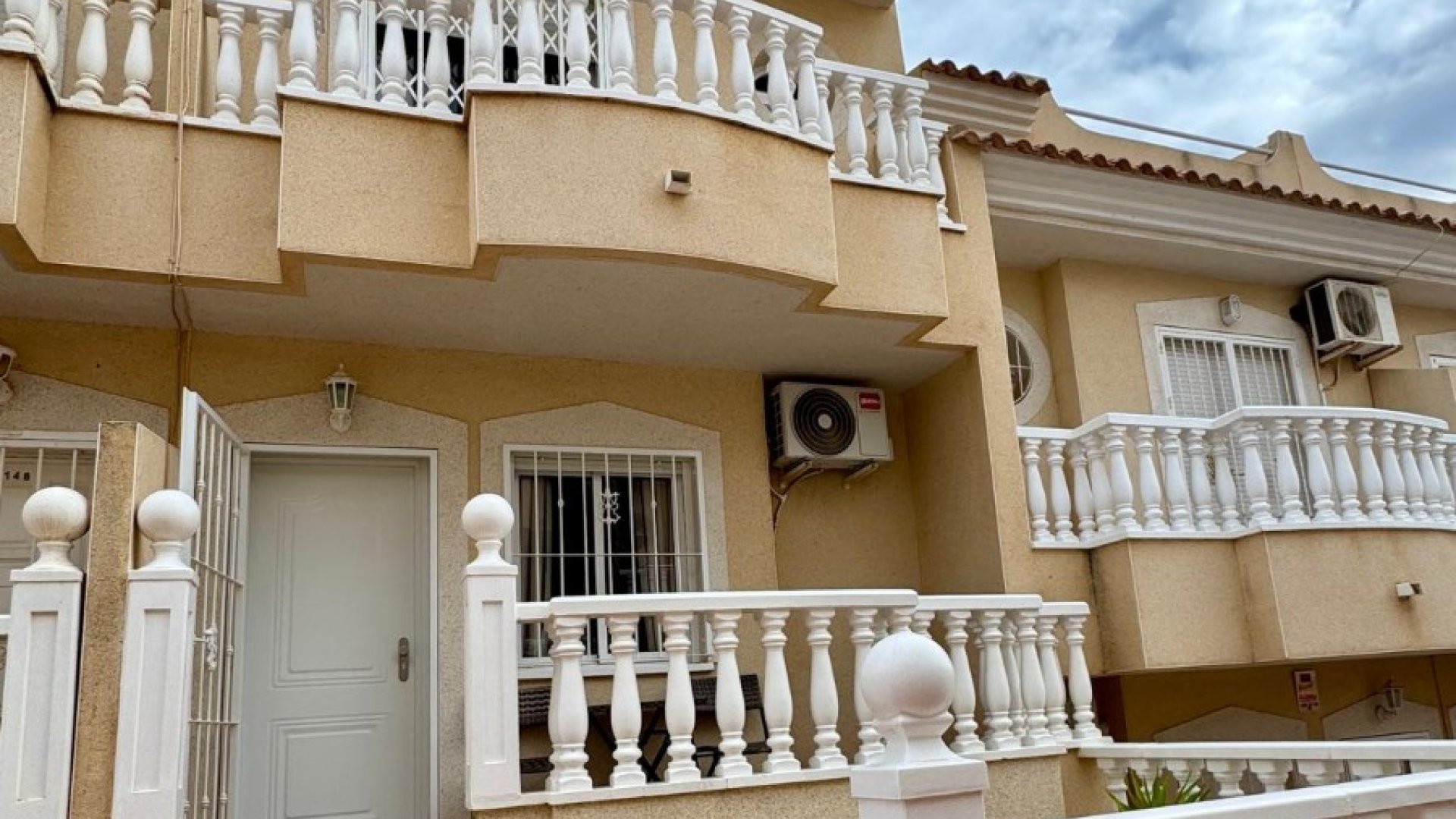 Revente - Maison de ville -
Orihuela Costa - Villamartín