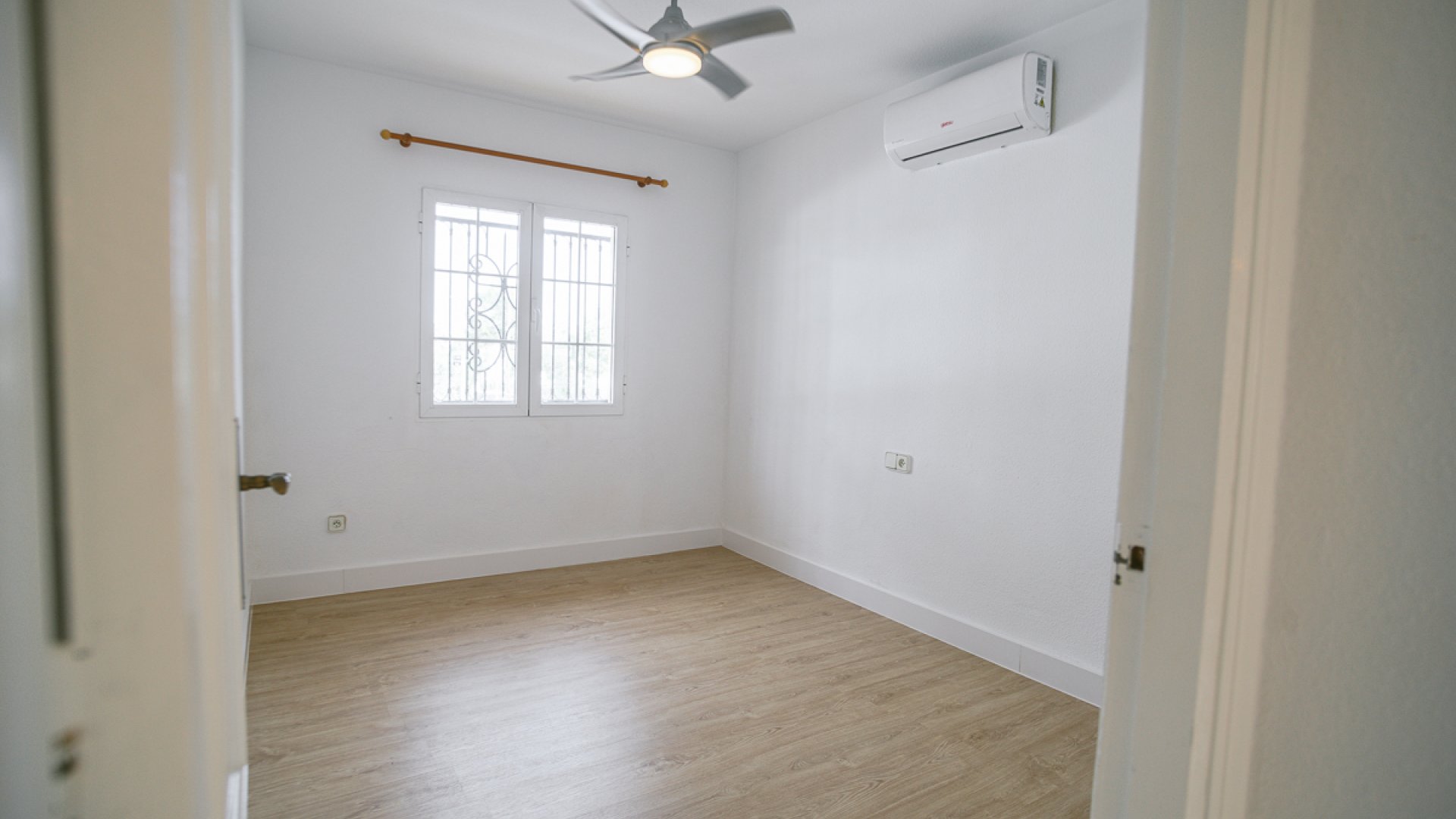 Revente - Maison de ville -
Orihuela Costa - Villamartín