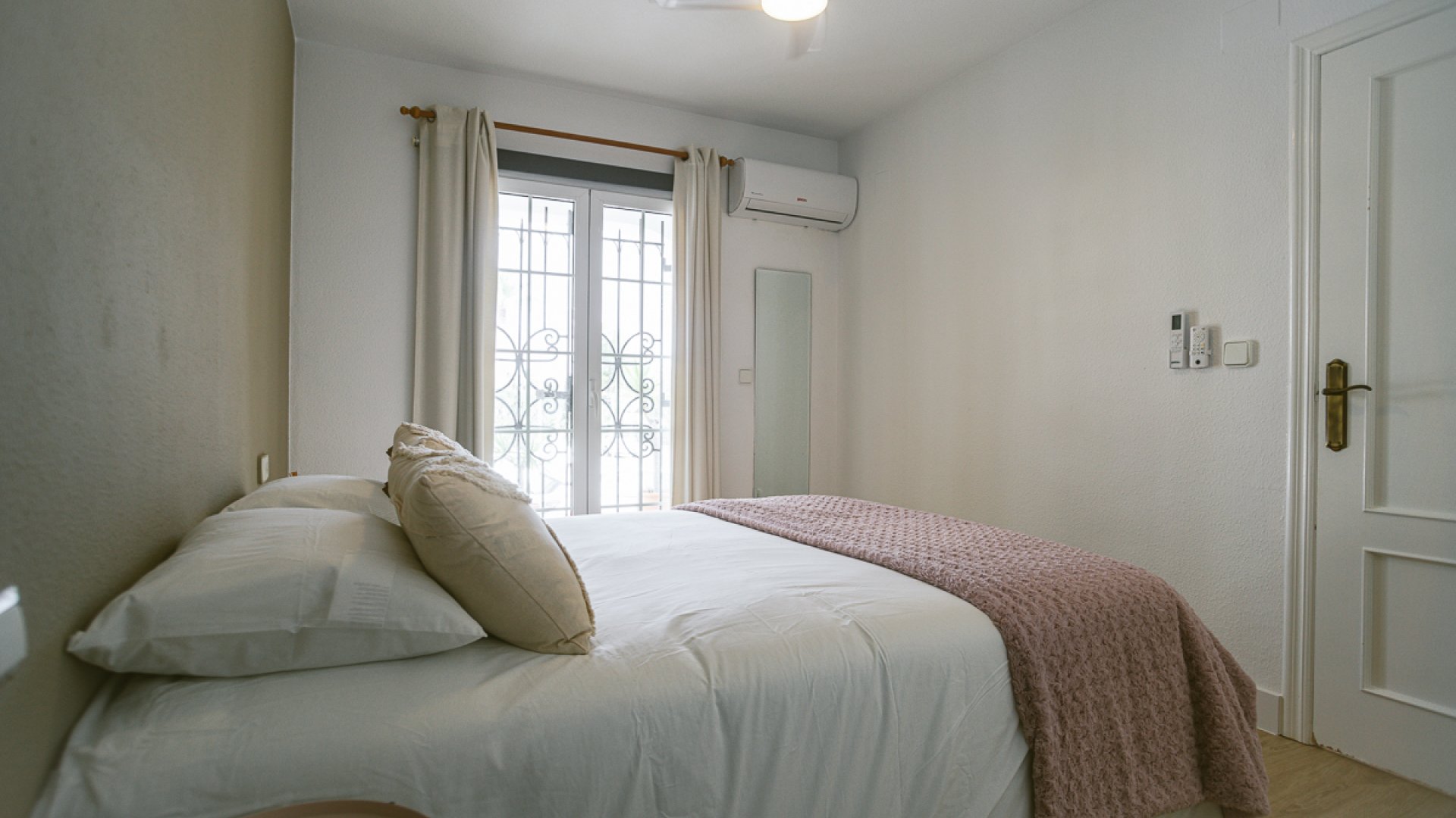 Revente - Maison de ville -
Orihuela Costa - Villamartín