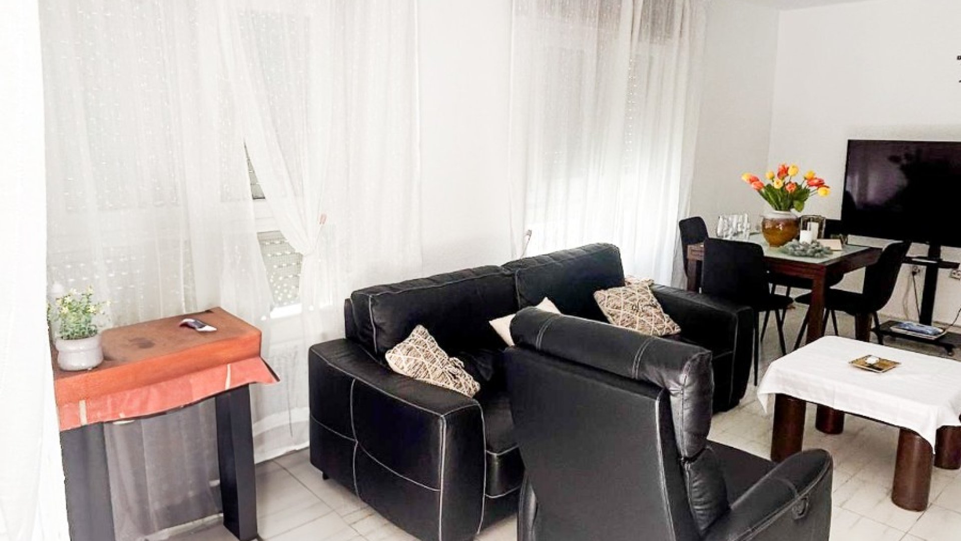 Revente - Maison de ville -
Torrevieja - Center