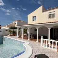 Revente - Maison de ville -
Torrevieja - Costa Blanca