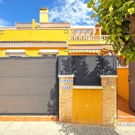 Revente - Maison de ville -
Torrevieja - La Siesta - El Salado -  Torreta