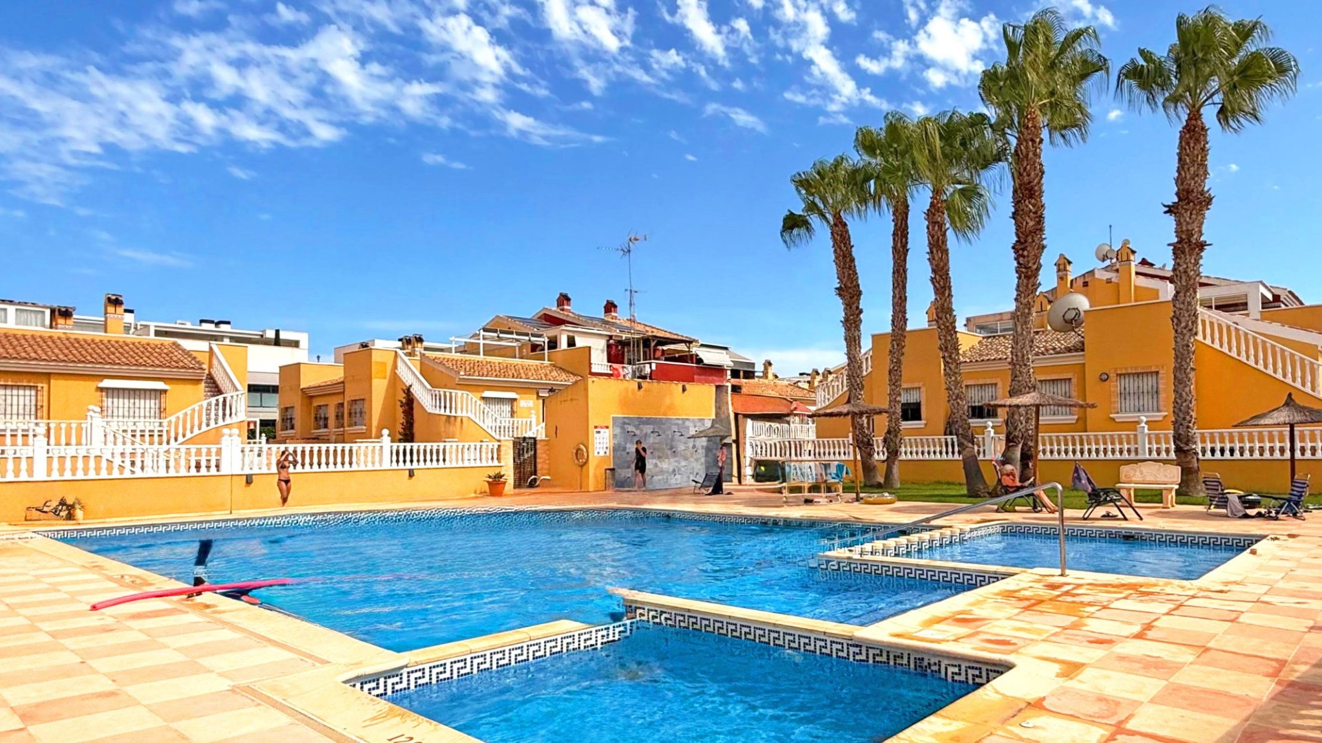 Revente - Maison de ville -
Torrevieja - La Siesta