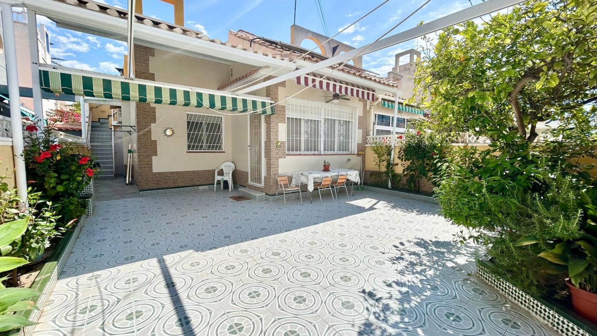 Revente - Maison de ville -
Torrevieja - La Torreta