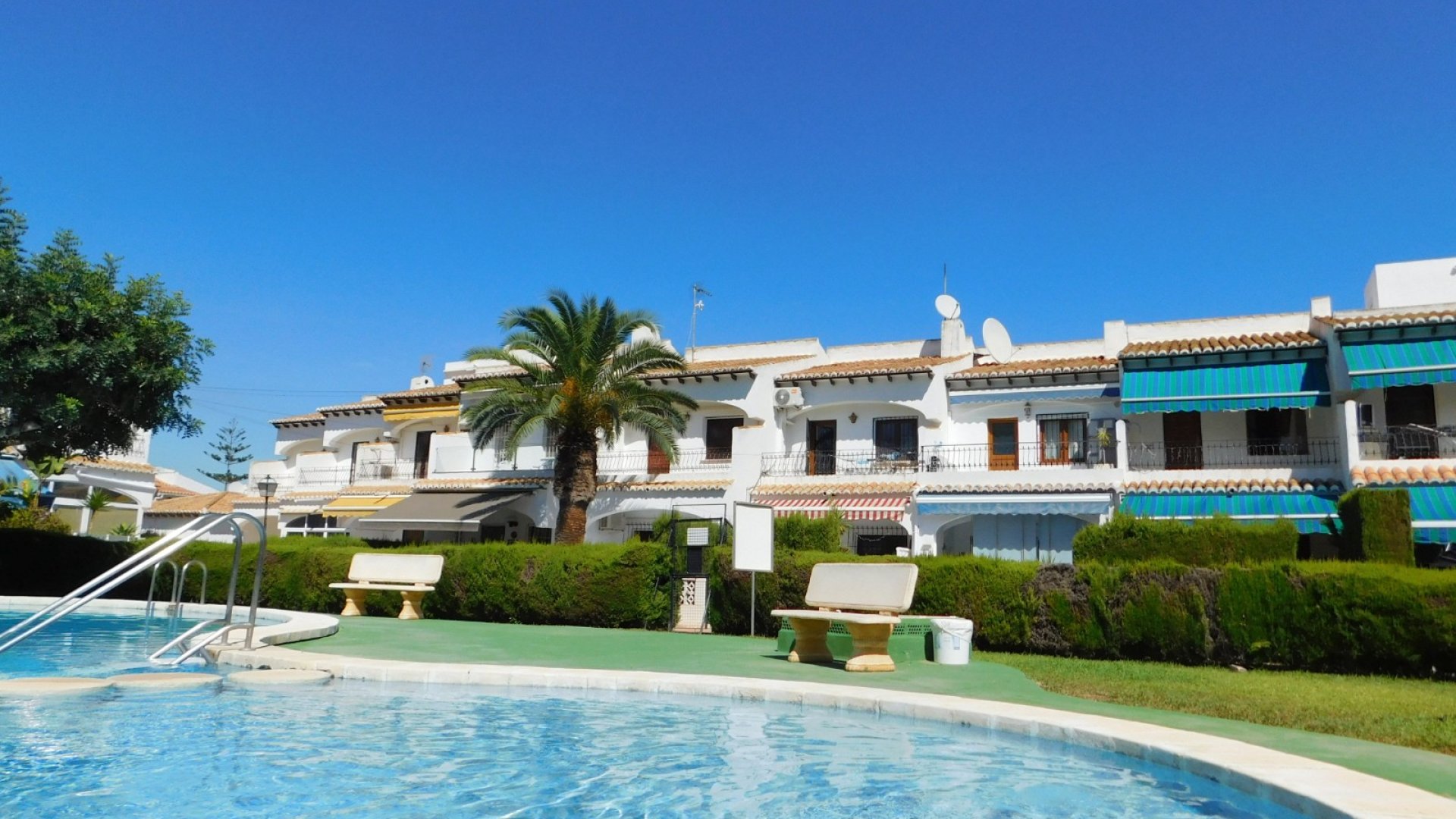 Revente - Maison de ville -
Torrevieja - Lago Jardin
