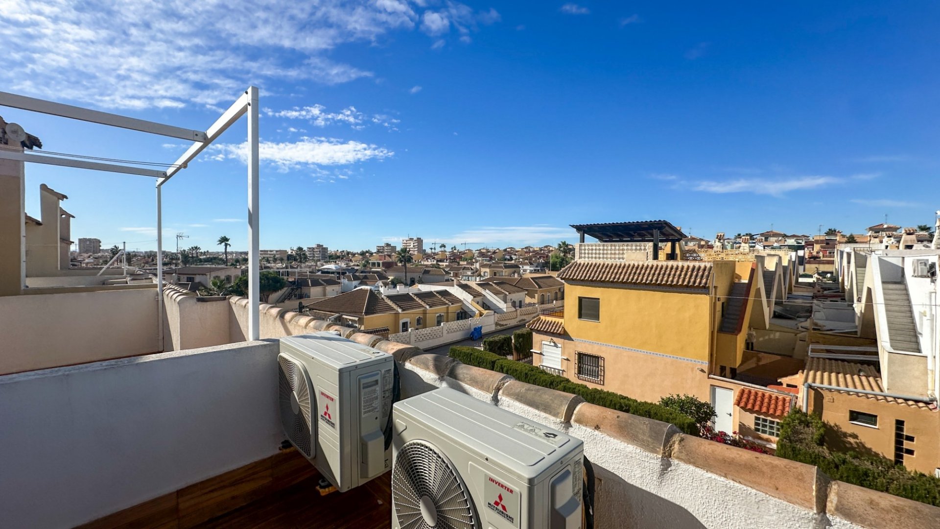 Revente - Maison de ville -
Torrevieja - Nueva Torrevieja