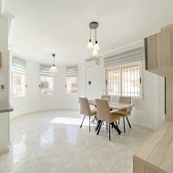Revente - Maison de ville -
Torrevieja - Nueva Torrevieja