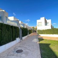 Revente - Maison de ville -
Torrevieja - Punta Prima