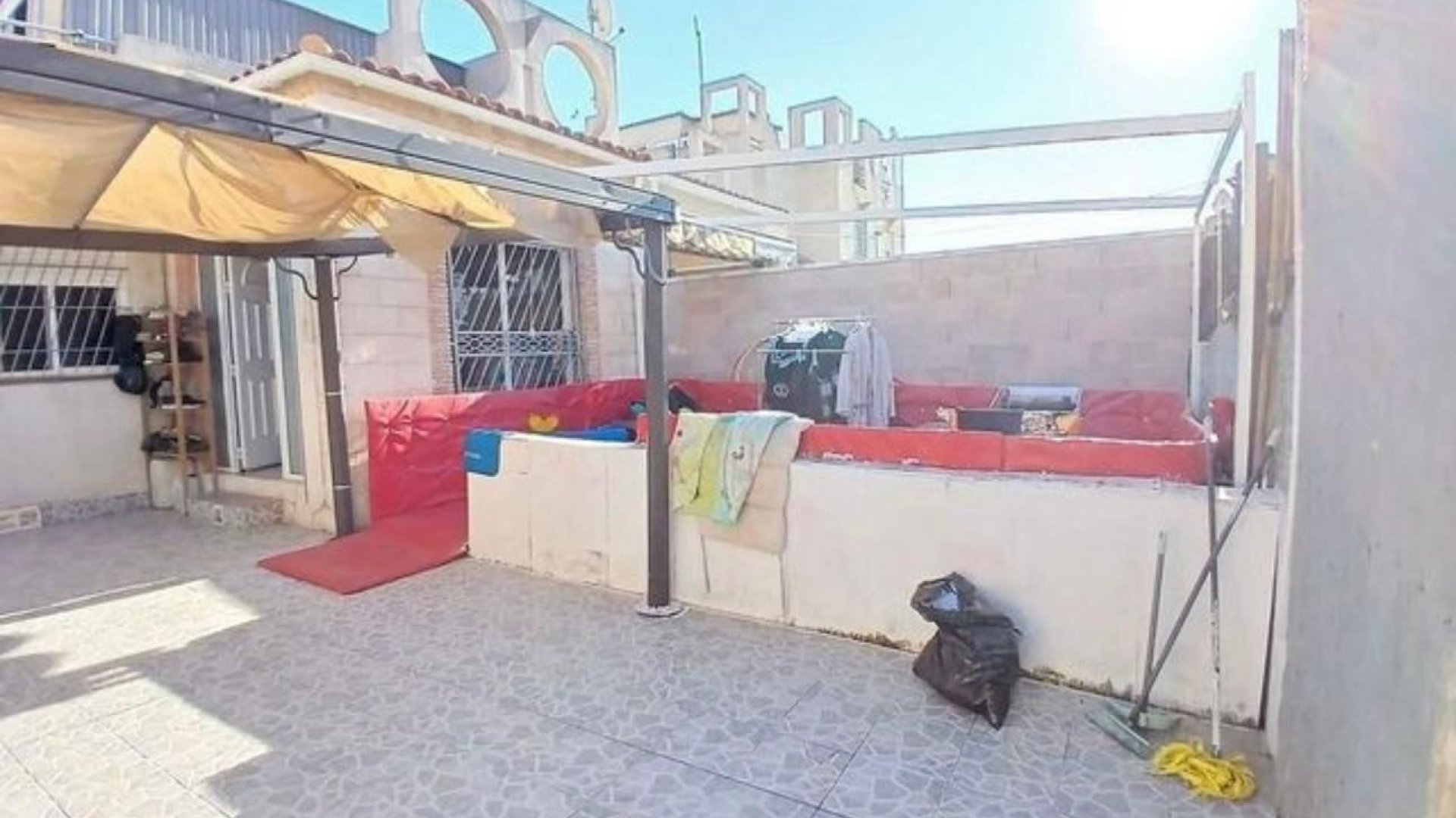 Revente - Maison de ville -
Torrevieja - Torretas