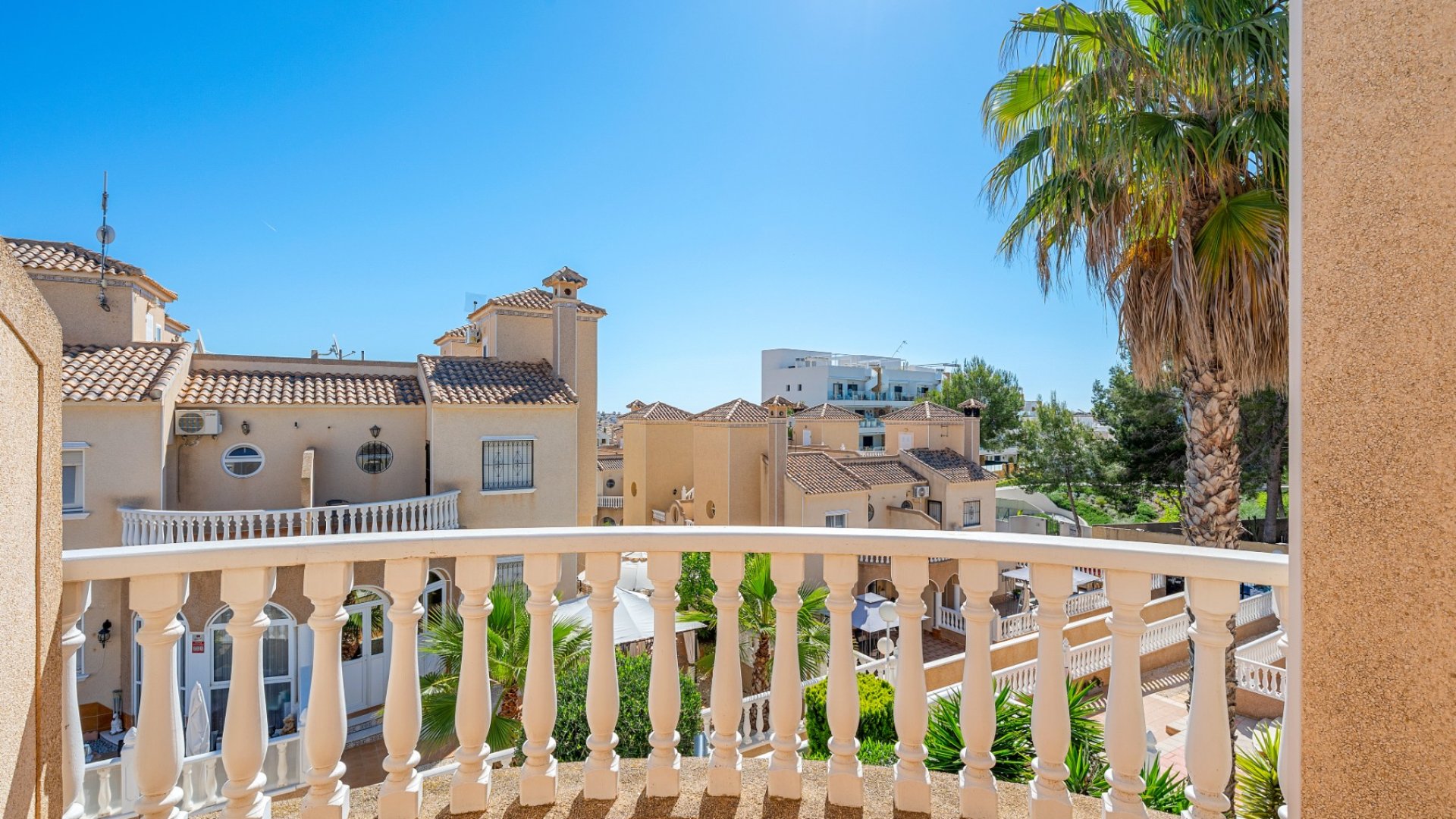 Revente - Maison de ville -
Villamartín - Costa Blanca