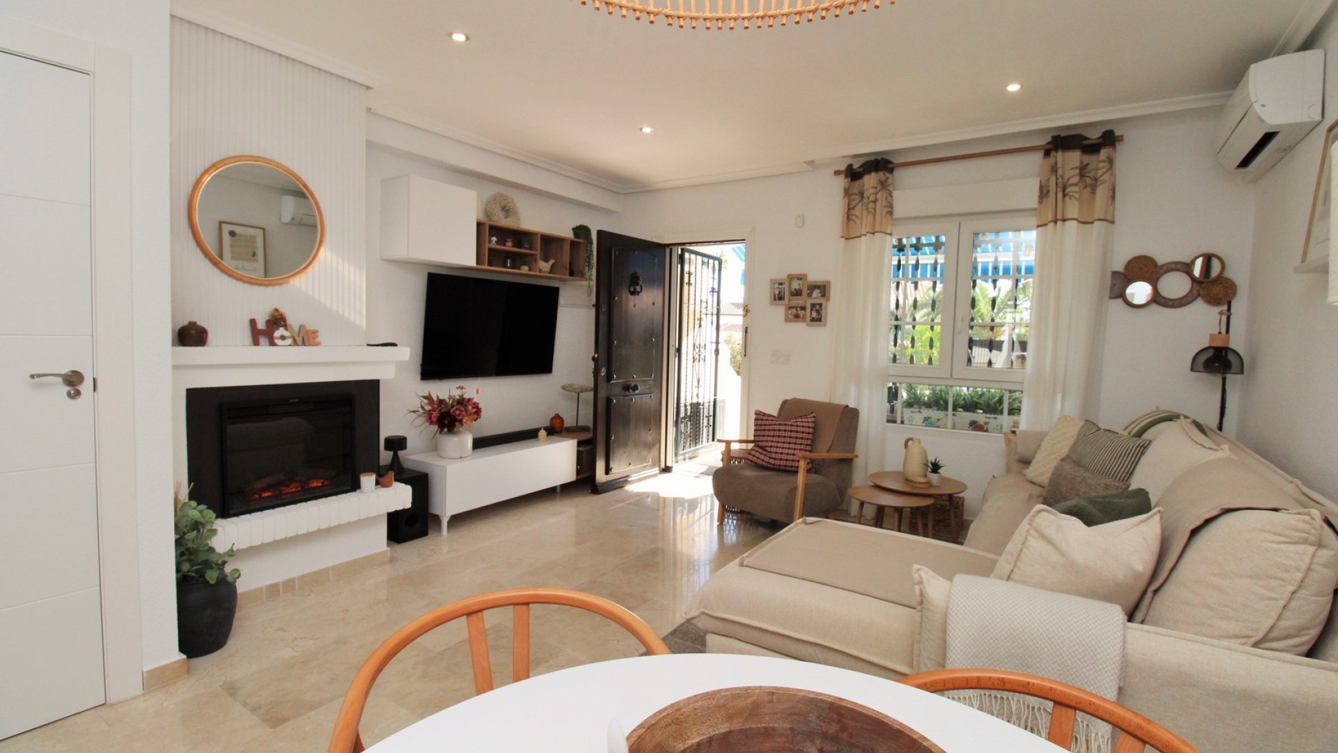 Revente - Maison de ville -
Villamartín - Las Violetas