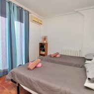 Revente - Maison de ville -
Villamartín - PAU 8