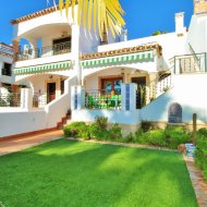 Revente - Maison de ville -
Villamartín - PAU 8