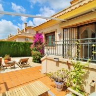 Revente - Maison de ville -
Villamartín - PAU 8