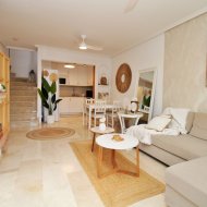 Revente - Maison de ville -
Villamartín - PAU 8
