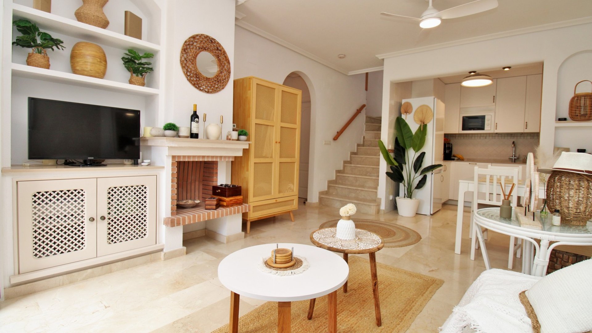 Revente - Maison de ville -
Villamartín - PAU 8
