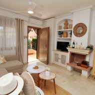 Revente - Maison de ville -
Villamartín - PAU 8