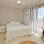 Revente - Maison de ville -
Villamartín - PAU 8