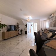 Revente - Terraced house / Townhouse -
Torrevieja - El Acequión - Los Náufragos