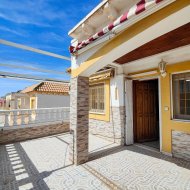 Revente - Top floor bungalow -
Torrevieja - La Siesta - El Chaparral - San Luis