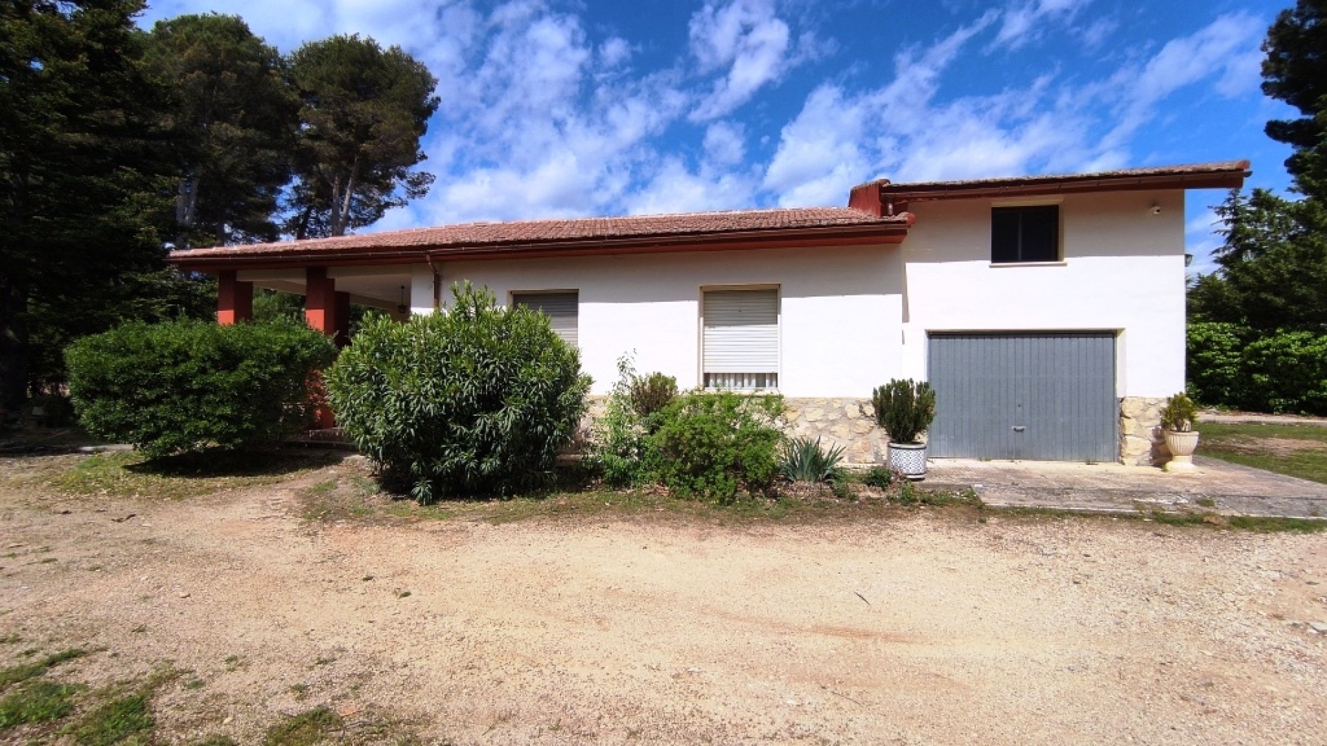 Revente - Villa -
Alcoy - Urbanizaciones