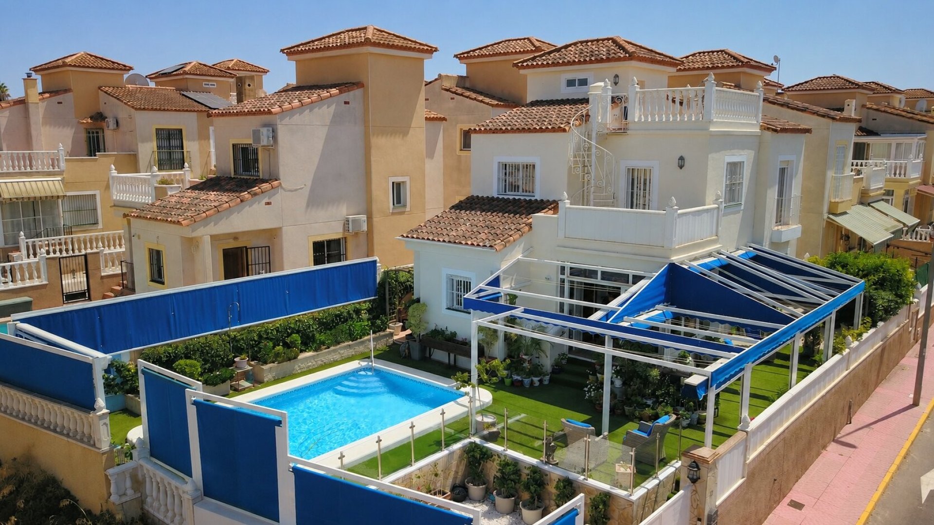 Revente - Villa -
Algorfa - Montebello