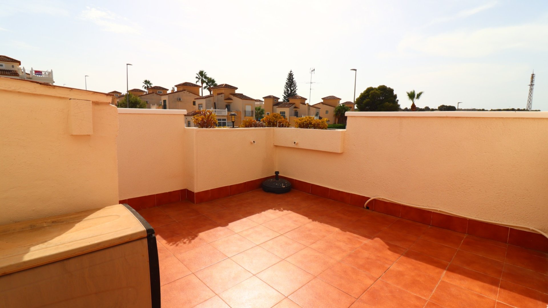 Revente - Villa -
Algorfa - Montebello