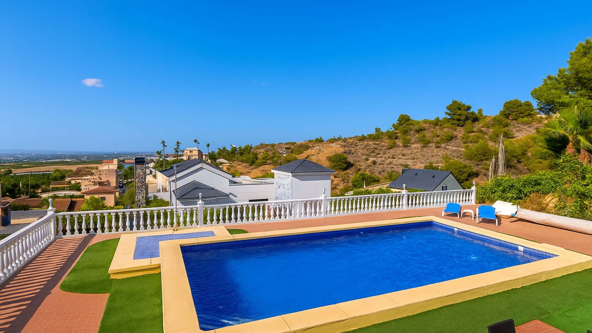 Revente - Villa -
Algorfa - Montemar