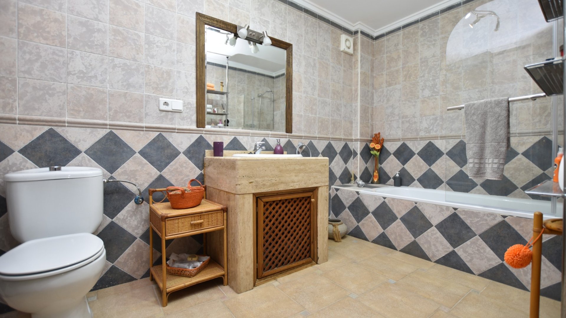 Revente - Villa -
Algorfa - Montemar