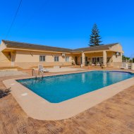Revente - Villa -
Almoradí