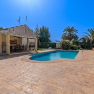 Revente - Villa -
Almoradí