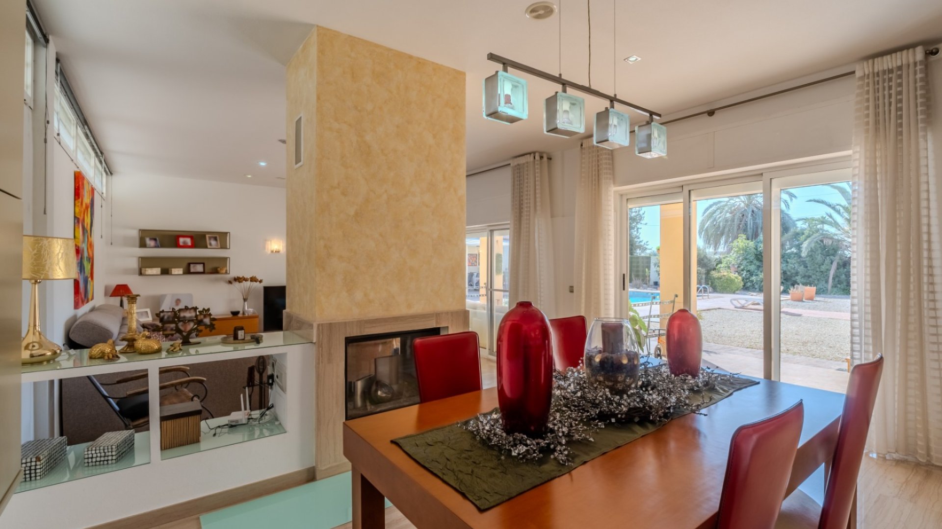 Revente - Villa -
Almoradí
