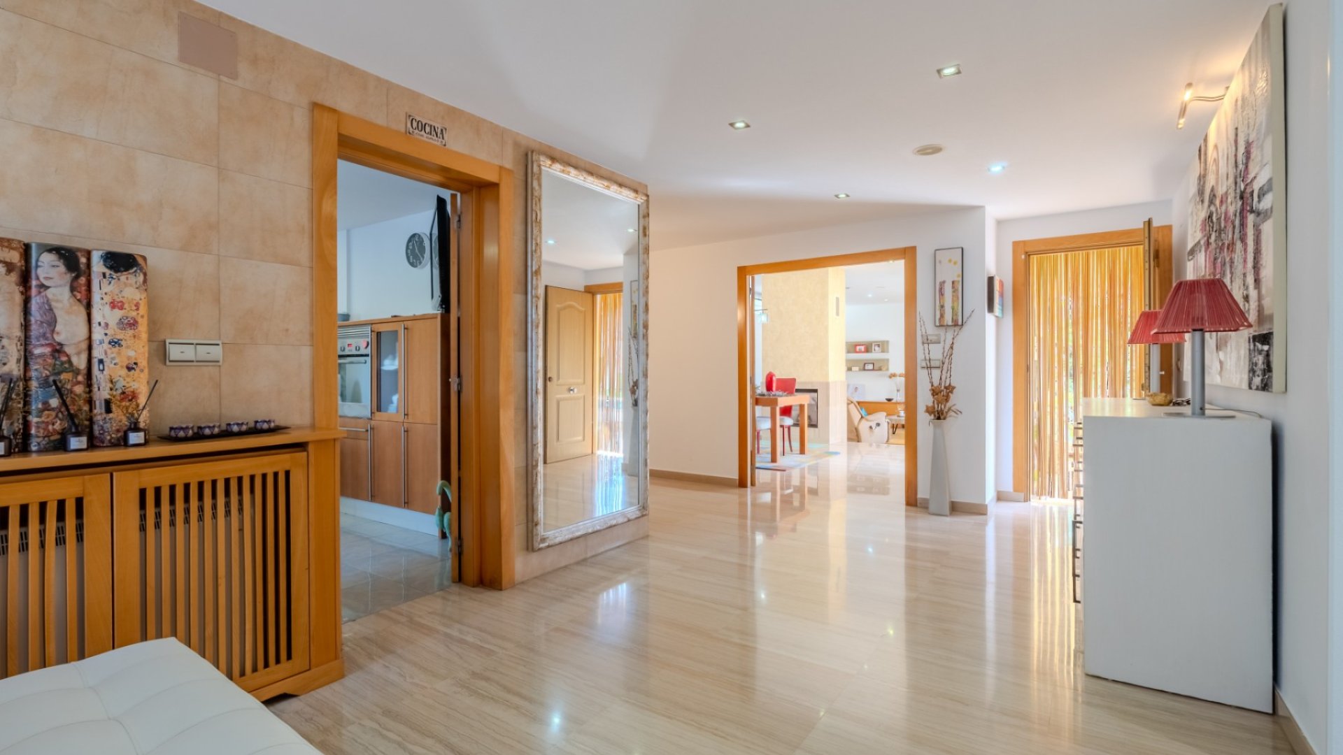 Revente - Villa -
Almoradí
