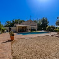 Revente - Villa -
Almoradí