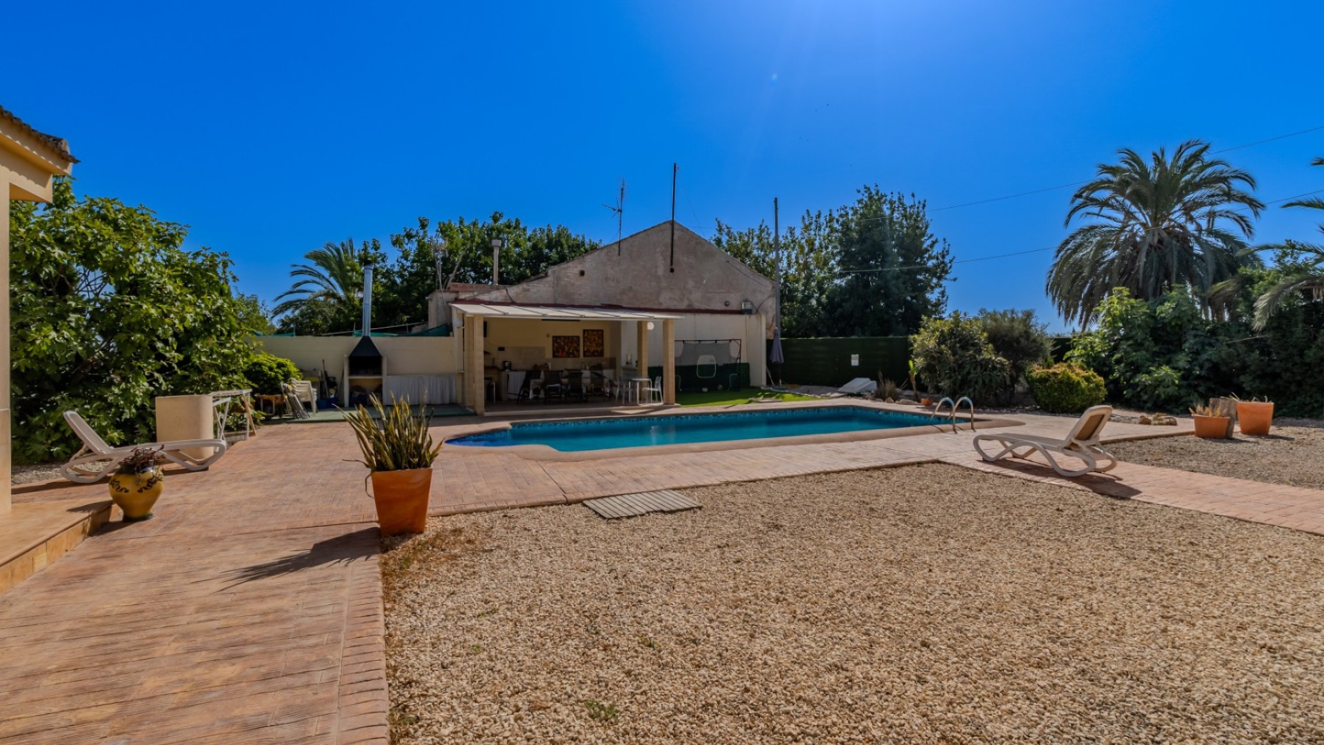 Revente - Villa -
Almoradí