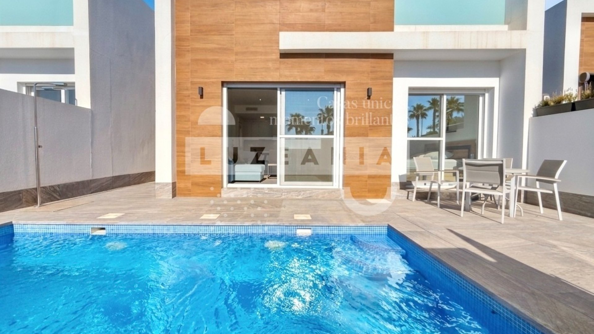 Revente - Villa -
Avileses