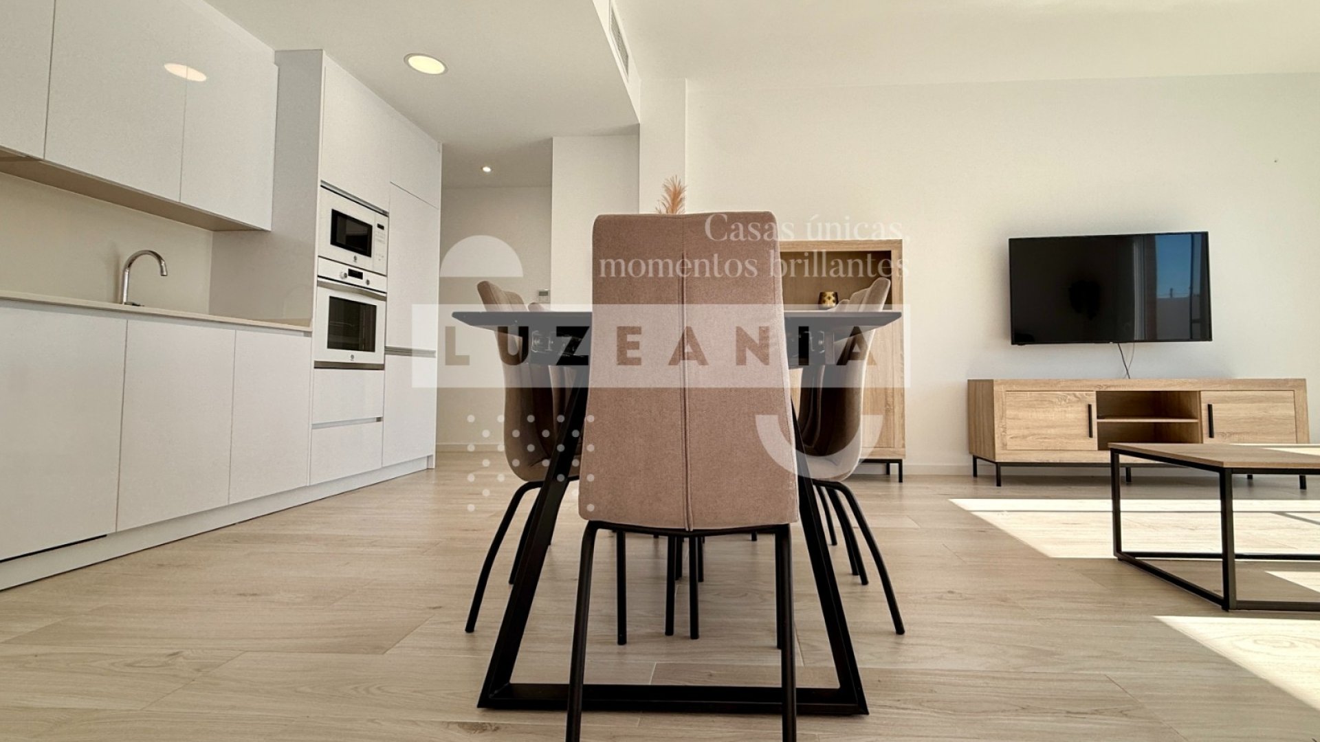 Revente - Villa -
Avileses