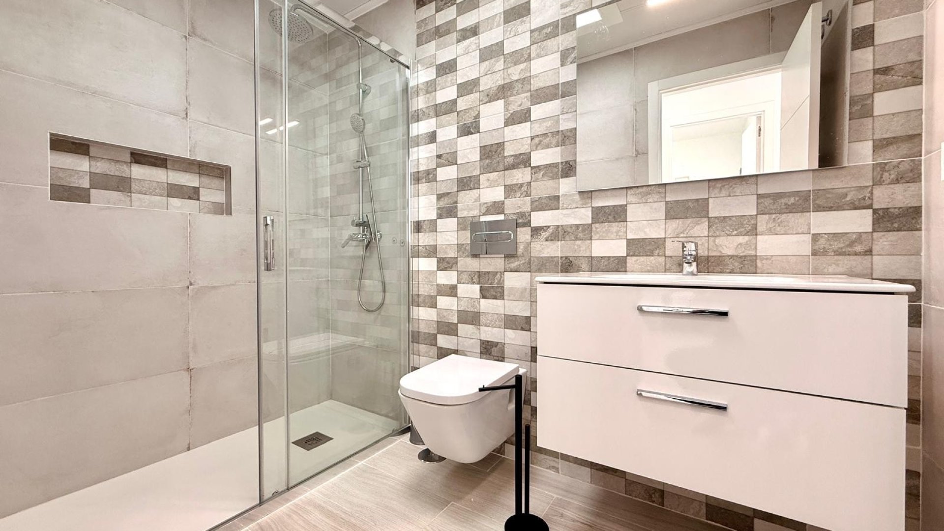 Revente - Villa -
Avileses