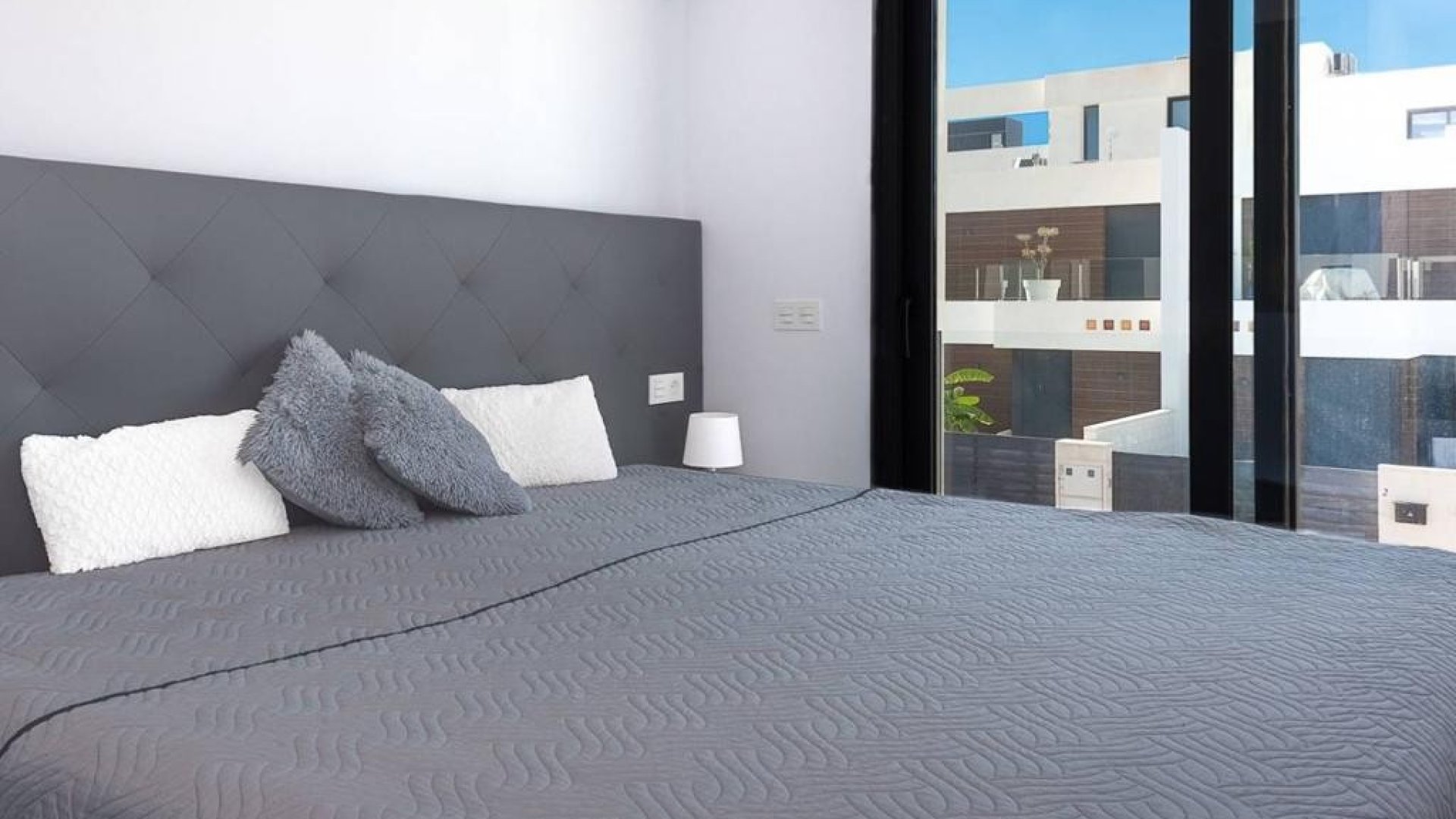 Revente - Villa -
Benijofar