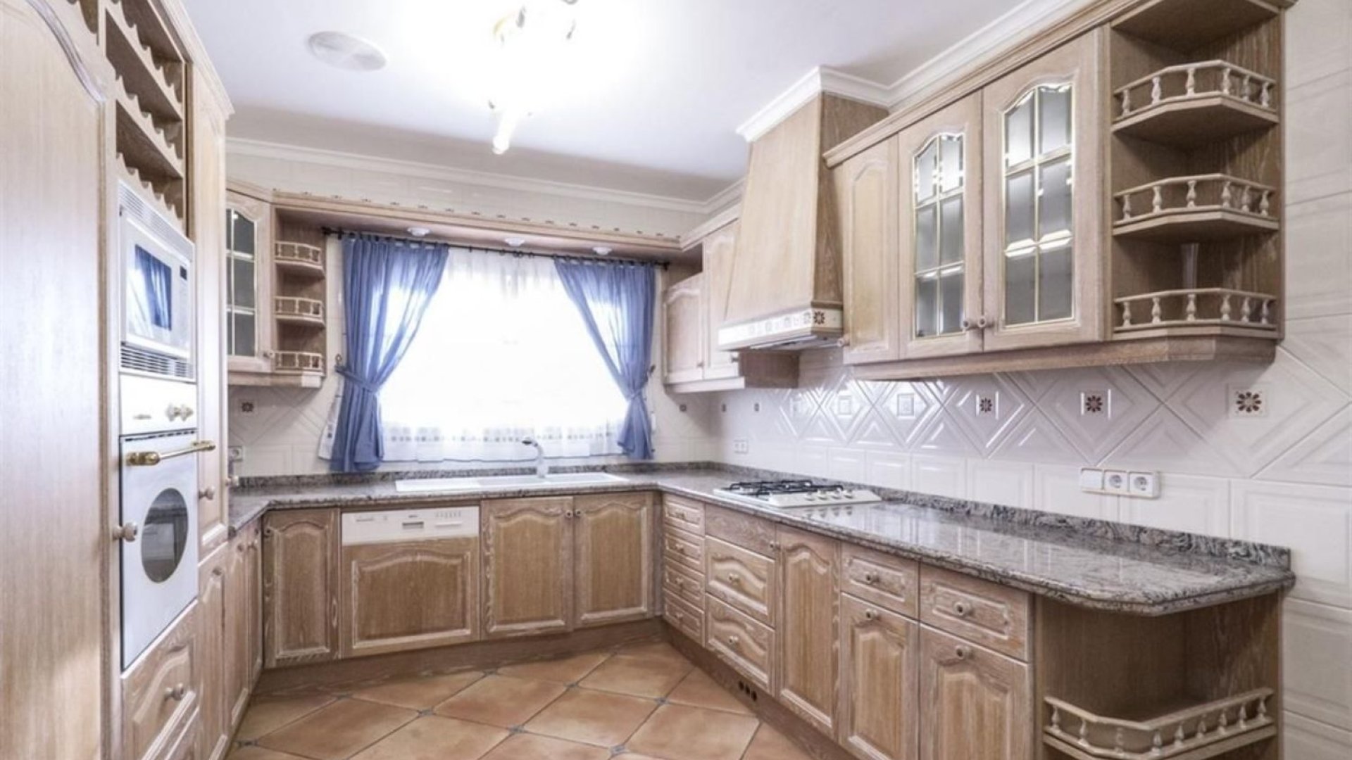 Revente - Villa -
Benissa