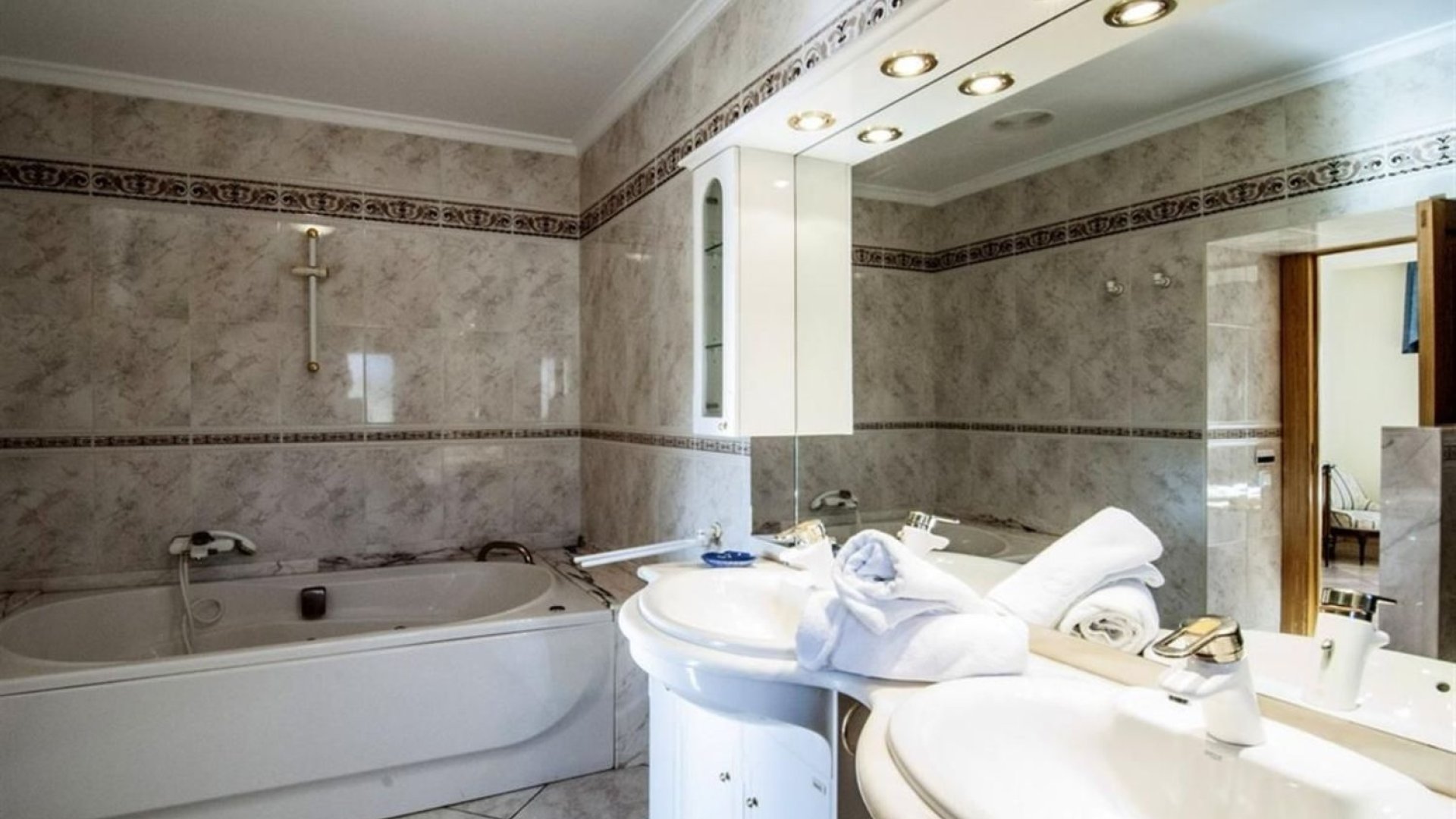 Revente - Villa -
Benissa